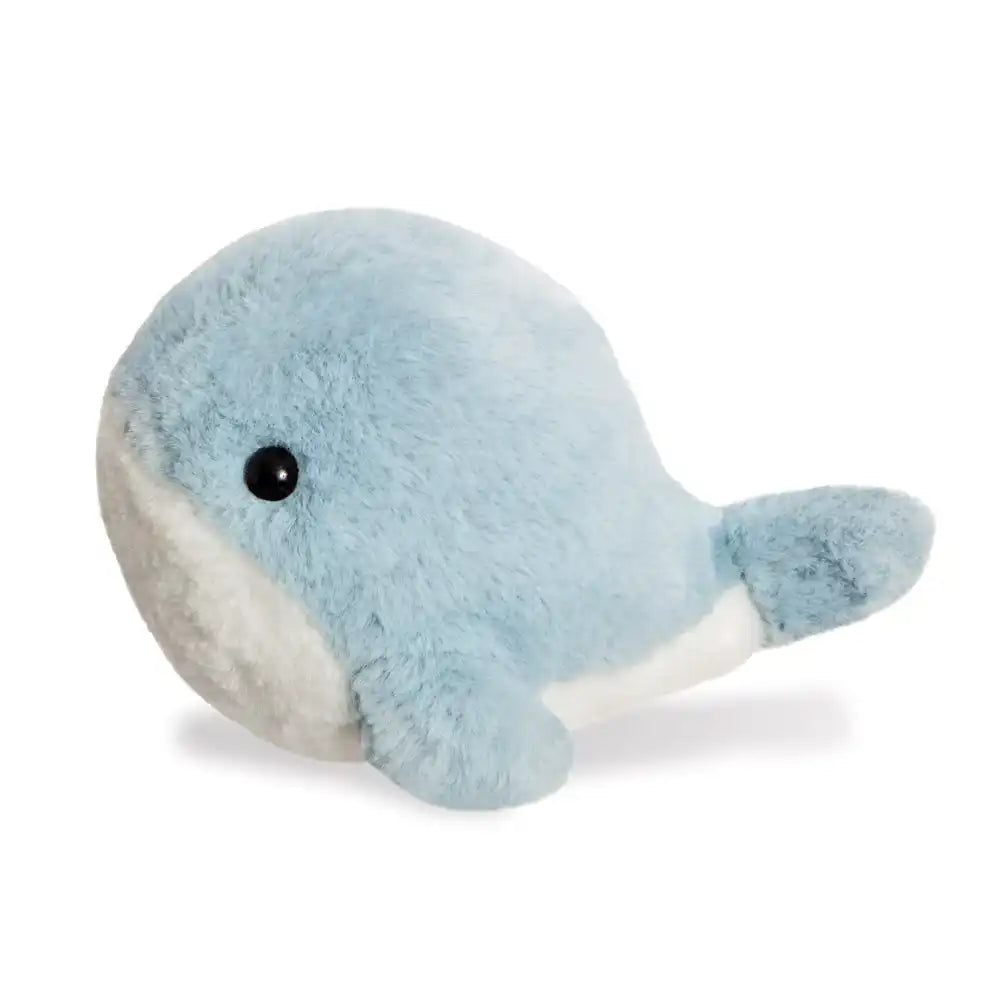 Aurora PomPom Kairi whale with blue body and white belly on a white background
