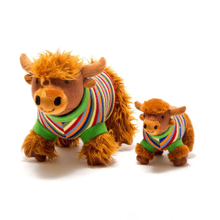Best Years plush knitted highland cow wearing a colourful sweater toy and rattle toy together