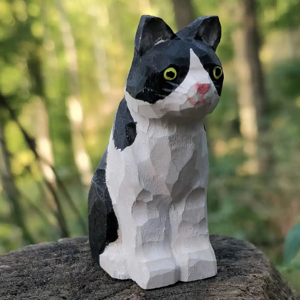 Wudimals Wooden Black & White Cat